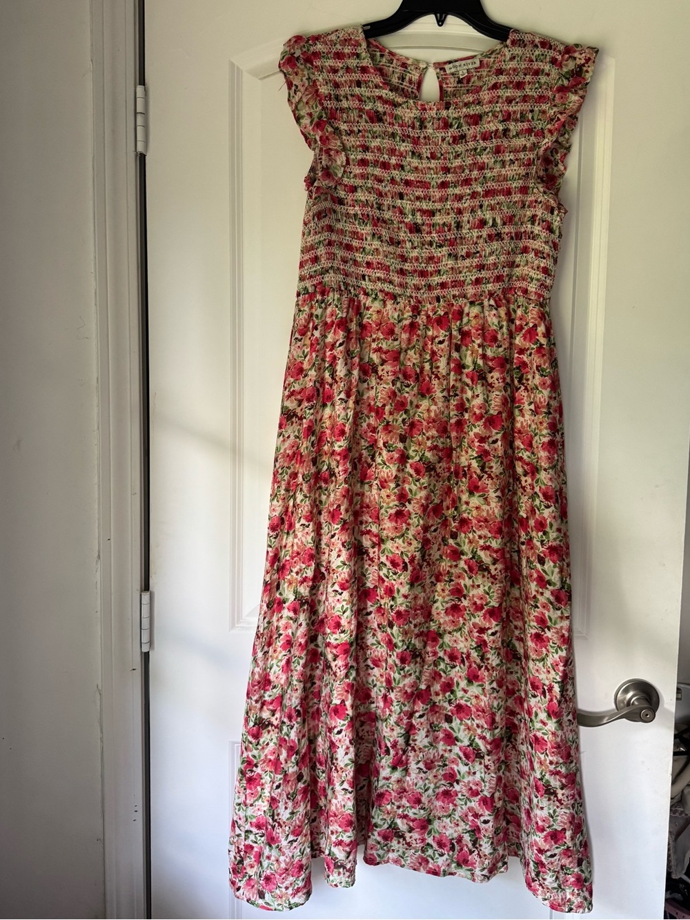 Moon River Smocked Pink‎ Floral Sleeveless Maxi Dress, Sz Large